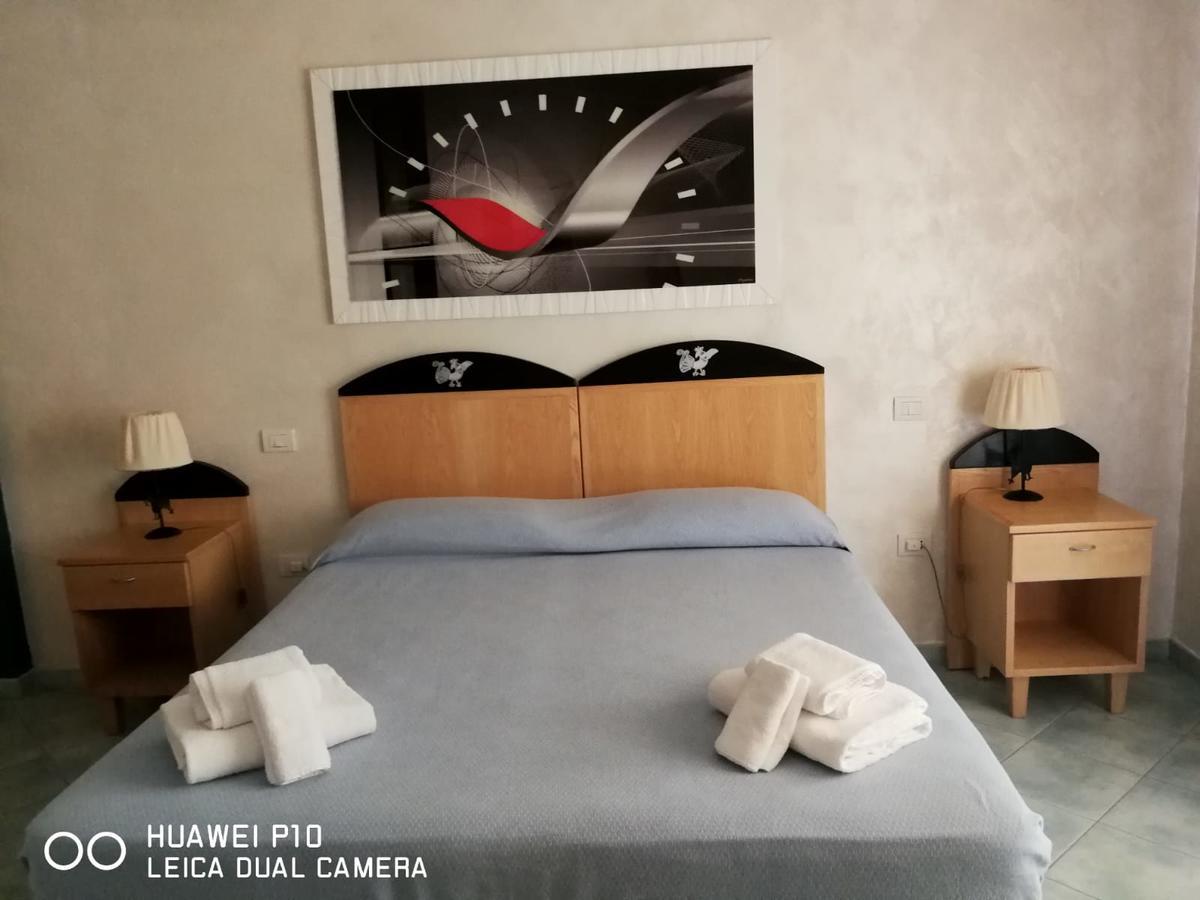 Hotel Villa Del Mare Sìnnai 객실 사진